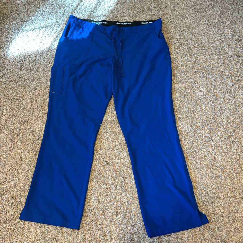 Blue scrub pants sketchers 2x